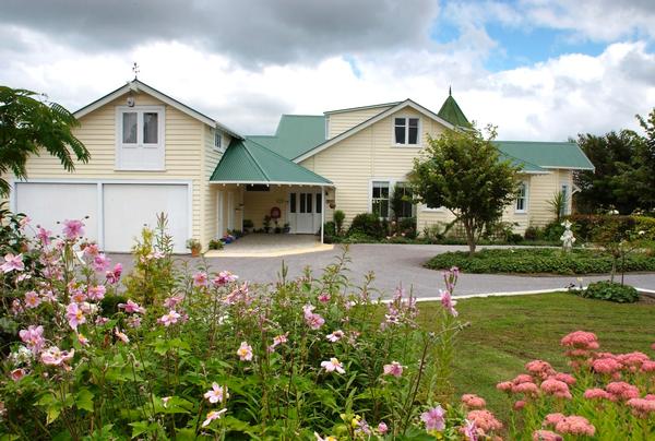 Purpose built B&B property for sale in Rotorua New Zealand